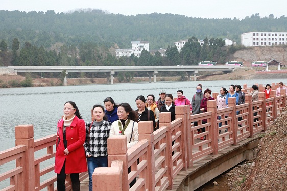 IMG_9999_12.JPG IMG_9999_12.JPG